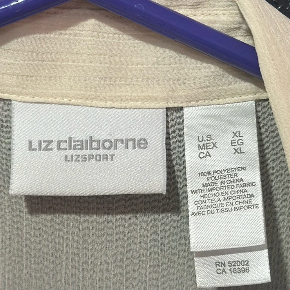 LIZ CLAIBORNE 100% Polyester half sleeve Blouse Size XL - Picture 5 of 5